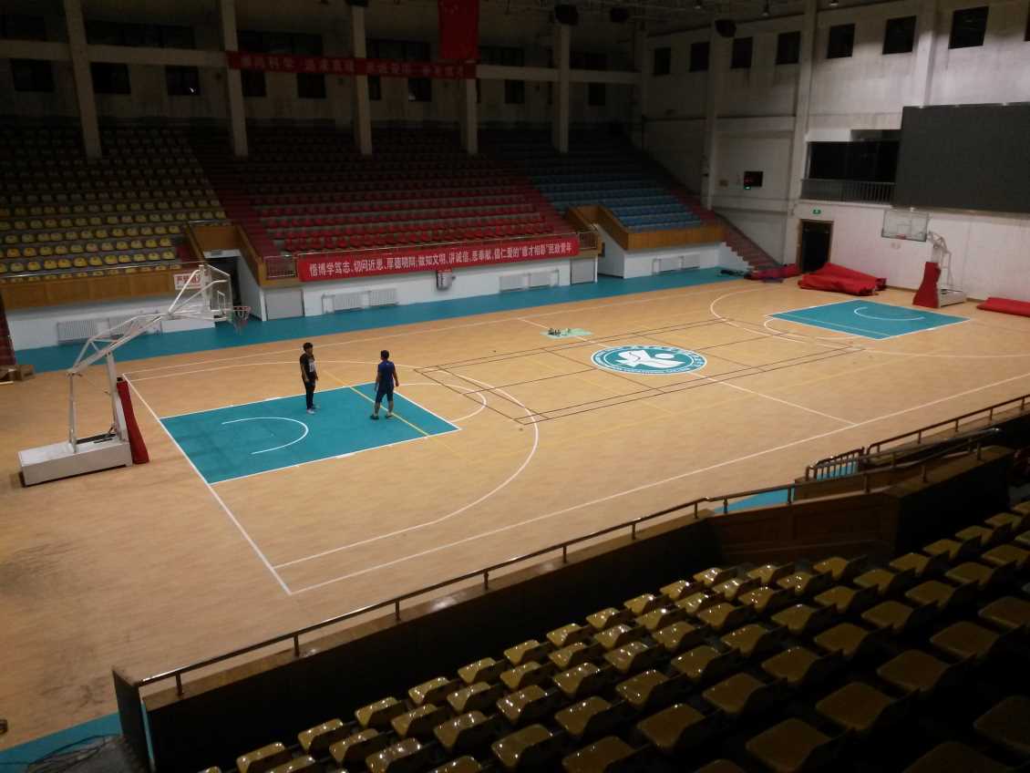 贵州篮球场PVC运动地板